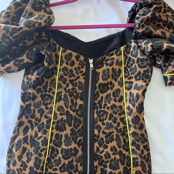 Jett Fitted Mini Dress - Picture 5 of 6